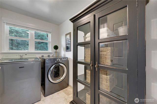 10157 NE 200th Street, Bothell, WA 98011