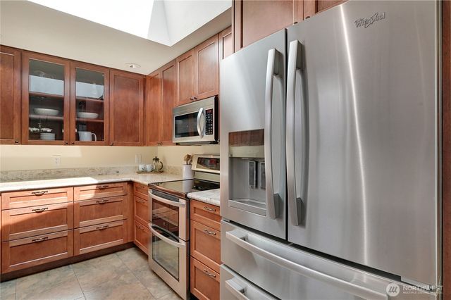10157 NE 200th Street, Bothell, WA 98011