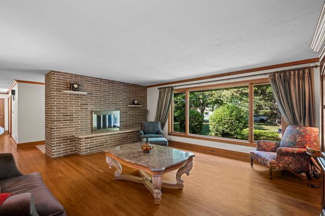 2285 Thorntree Lane, Palatine, IL 60067