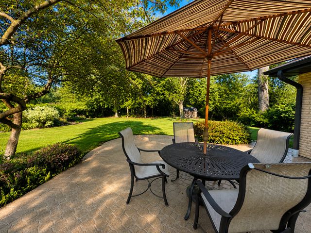 2285 Thorntree Lane, Palatine, IL 60067