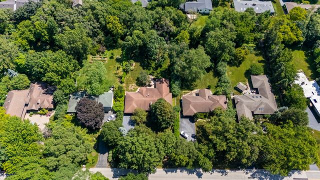 2285 Thorntree Lane, Palatine, IL 60067