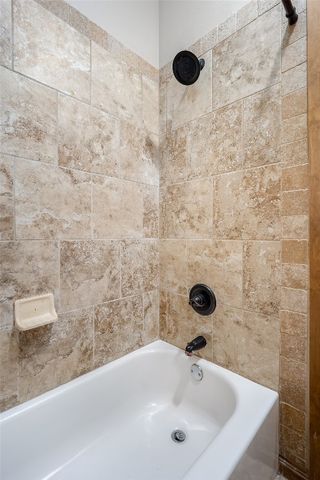 6813 Chelsey Lane, Oklahoma City, OK 73132