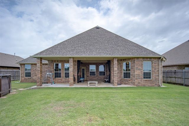 6813 Chelsey Lane, Oklahoma City, OK 73132