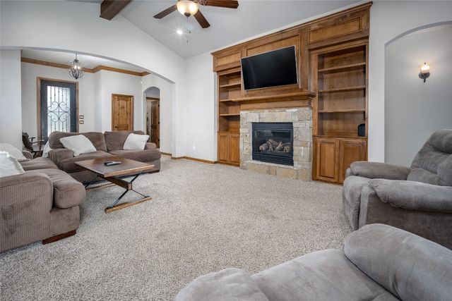 6813 Chelsey Lane, Oklahoma City, OK 73132