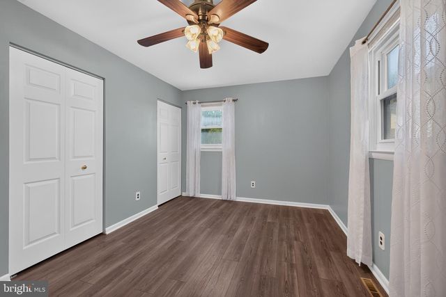 153 W EDINBURGH DR, New Castle, DE 19720