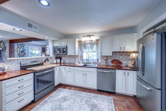 1901 Kitch Rd, Winfield, KS 67156