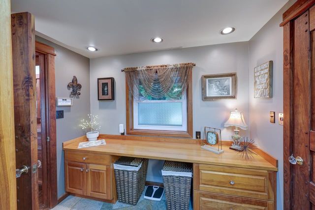 1901 Kitch Rd, Winfield, KS 67156