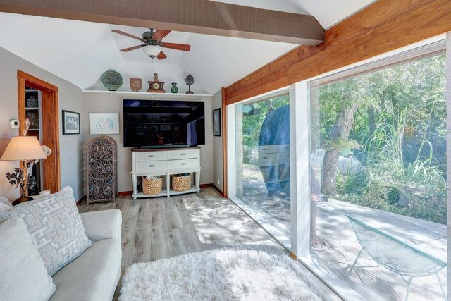 1901 Kitch Rd, Winfield, KS 67156