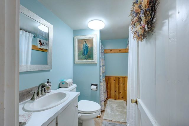 1901 Kitch Rd, Winfield, KS 67156