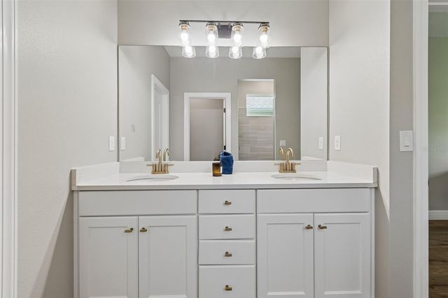 5619 SILVER SUN DRIVE, Apollo Beach, FL 33572