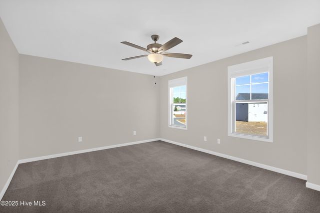 2145 Purebred Circle, Hope Mills, NC 28348