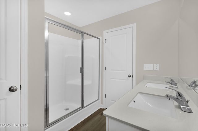 2145 Purebred Circle, Hope Mills, NC 28348