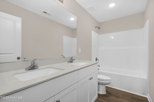 2145 Purebred Circle, Hope Mills, NC 28348