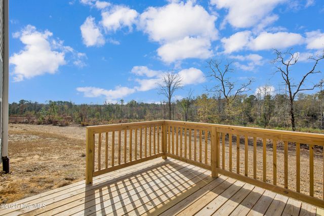 2145 Purebred Circle, Hope Mills, NC 28348