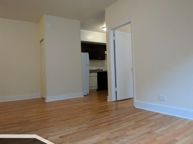 1532 N Kedzie Avenue 1F, Chicago, IL 60651