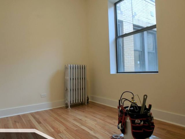 1532 N Kedzie Avenue 1F, Chicago, IL 60651