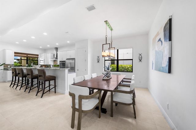 8152 Bradford Way, Parkland, FL 33076