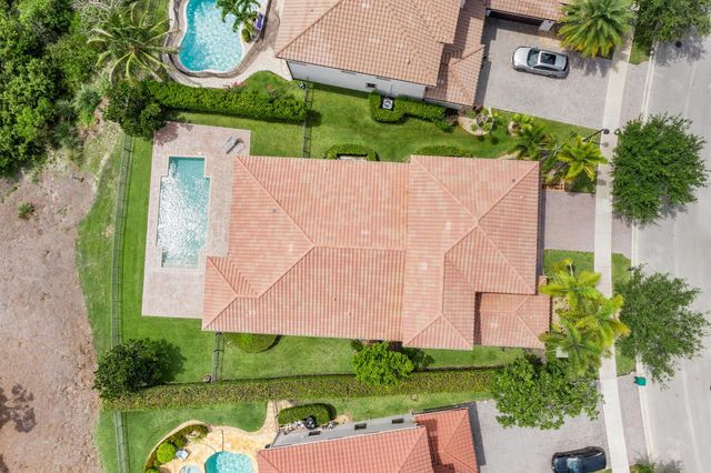 8152 Bradford Way, Parkland, FL 33076