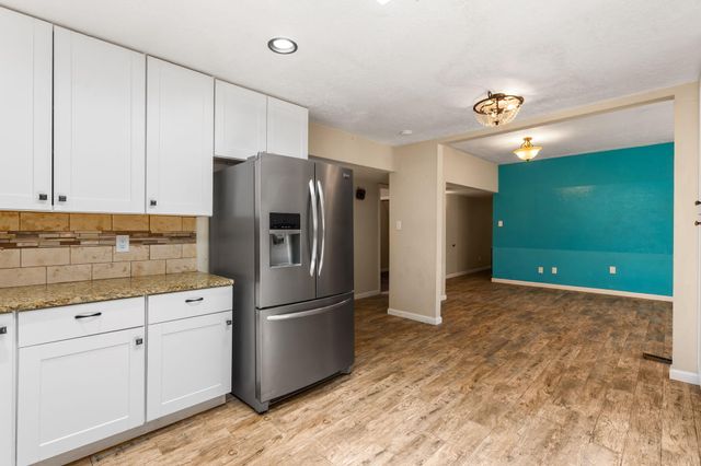 8901 Osuna Road NE, Albuquerque, NM 87111