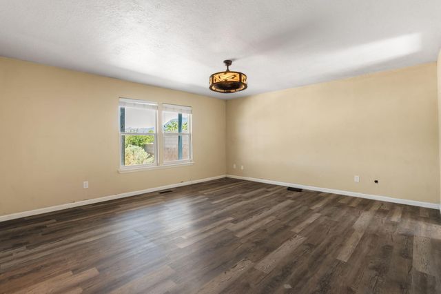 8901 Osuna Road NE, Albuquerque, NM 87111