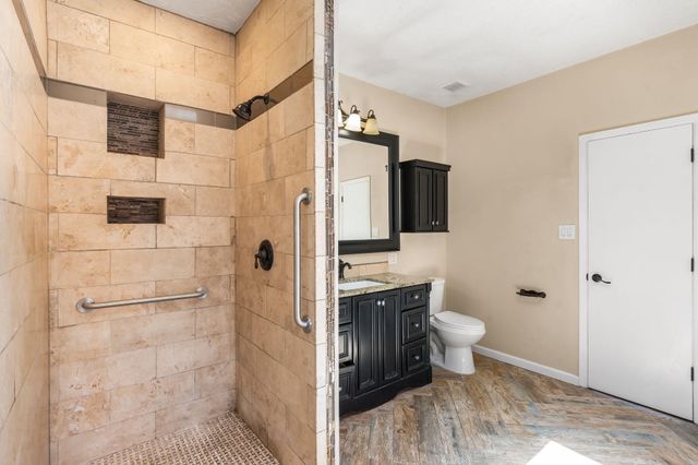 8901 Osuna Road NE, Albuquerque, NM 87111