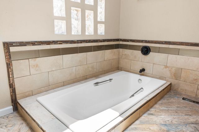 8901 Osuna Road NE, Albuquerque, NM 87111