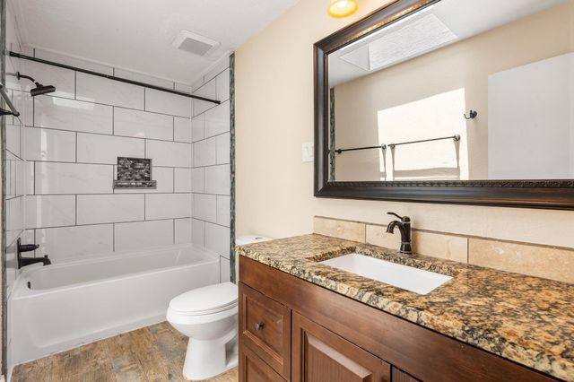 8901 Osuna Road NE, Albuquerque, NM 87111