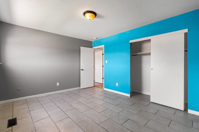 8901 Osuna Road NE, Albuquerque, NM 87111