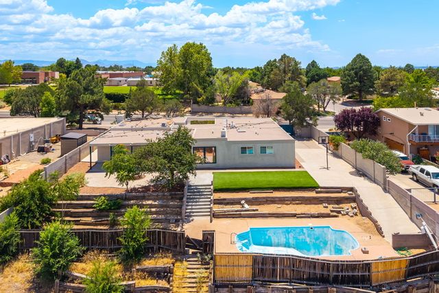 8901 Osuna Road NE, Albuquerque, NM 87111