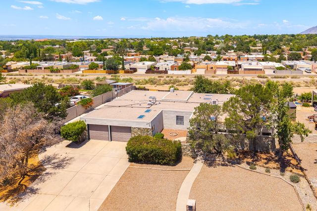 8901 Osuna Road NE, Albuquerque, NM 87111