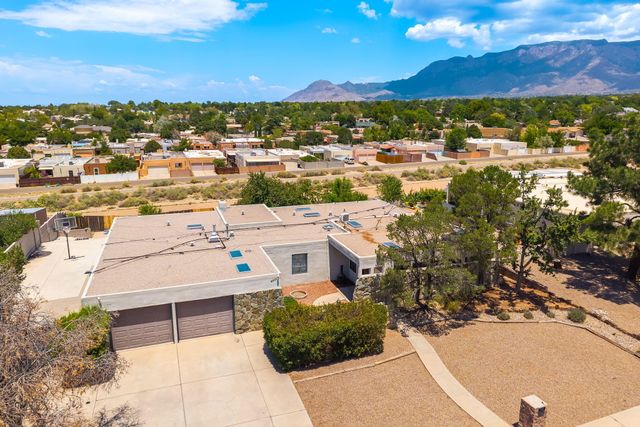 8901 Osuna Road NE, Albuquerque, NM 87111