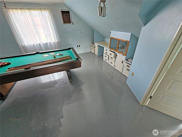 120 S Park, Oakville, WA 98568