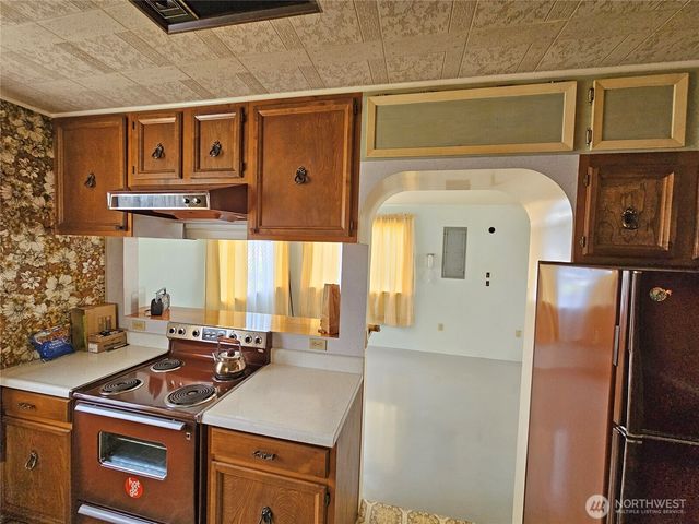 120 S Park, Oakville, WA 98568