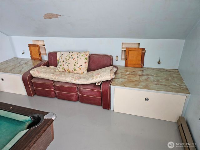 120 S Park, Oakville, WA 98568