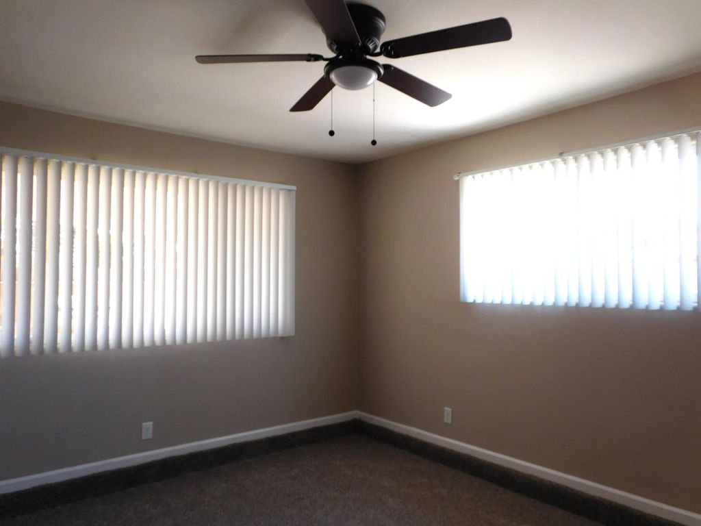Image 9 of property listing at 3832 E Ashcroft Ave, Fresno, CA 93726