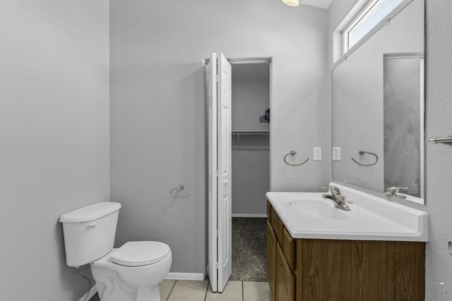 686 N Mancos Dr, Pueblo West, CO 81008