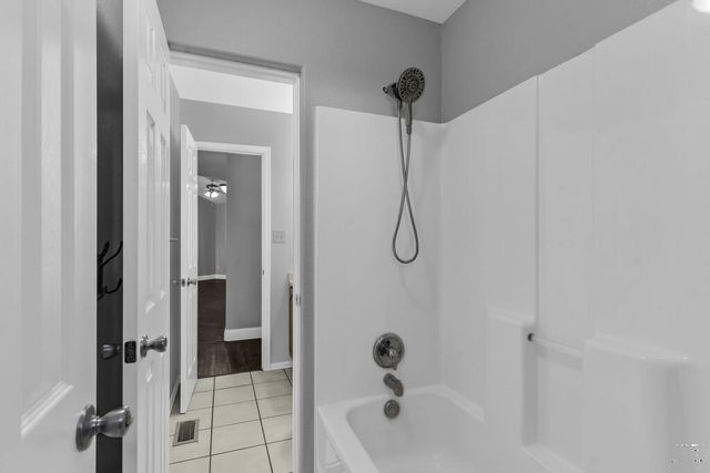 686 N Mancos Dr, Pueblo West, CO 81008