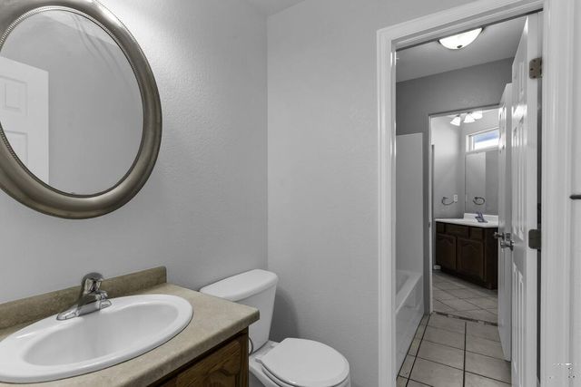 686 N Mancos Dr, Pueblo West, CO 81008