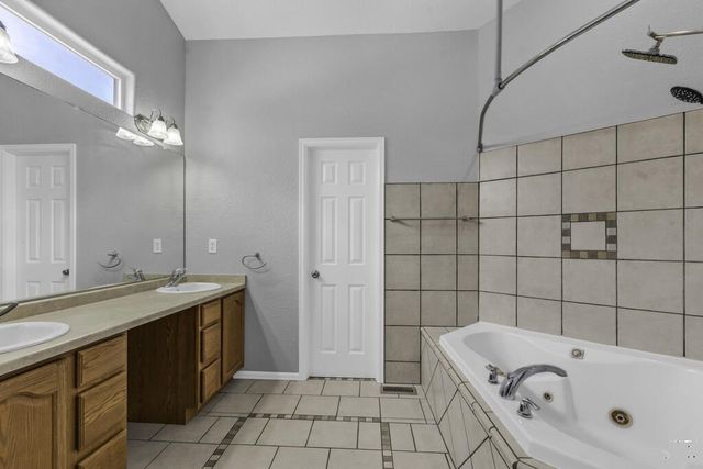 686 N Mancos Dr, Pueblo West, CO 81008