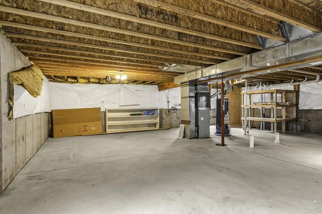 686 N Mancos Dr, Pueblo West, CO 81008