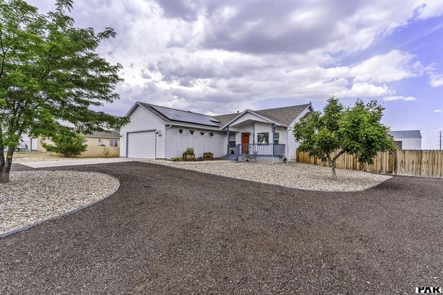 686 N Mancos Dr, Pueblo West, CO 81008