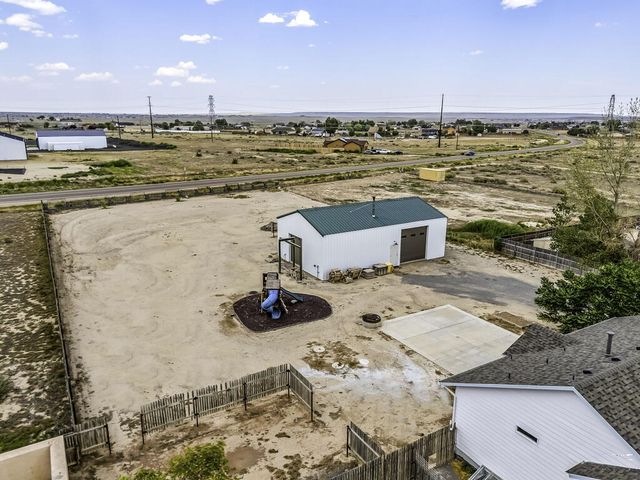 686 N Mancos Dr, Pueblo West, CO 81008