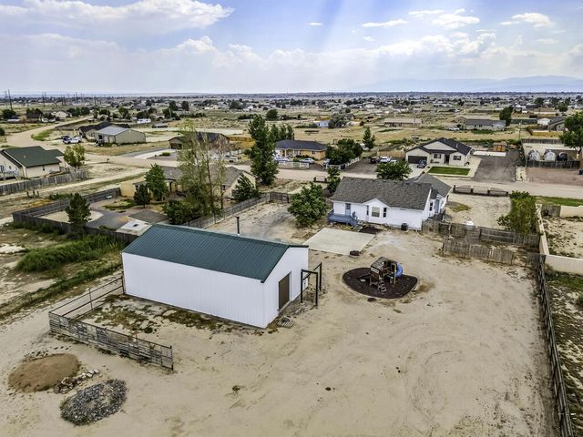 686 N Mancos Dr, Pueblo West, CO 81008