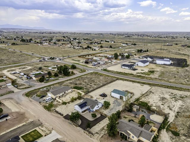 686 N Mancos Dr, Pueblo West, CO 81008