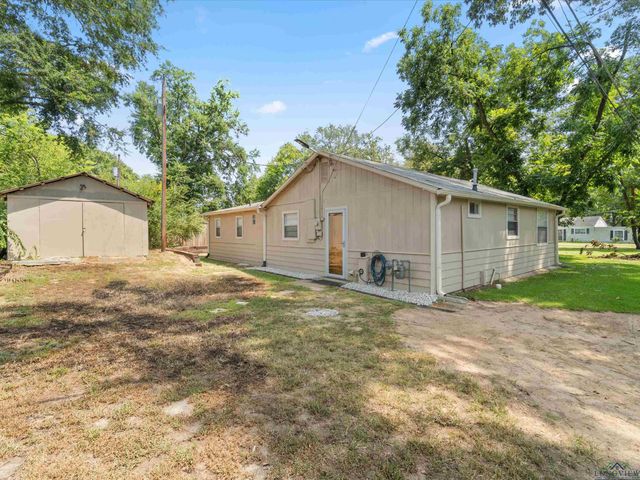 210 GILBERT ST, Lone Star, TX 75568