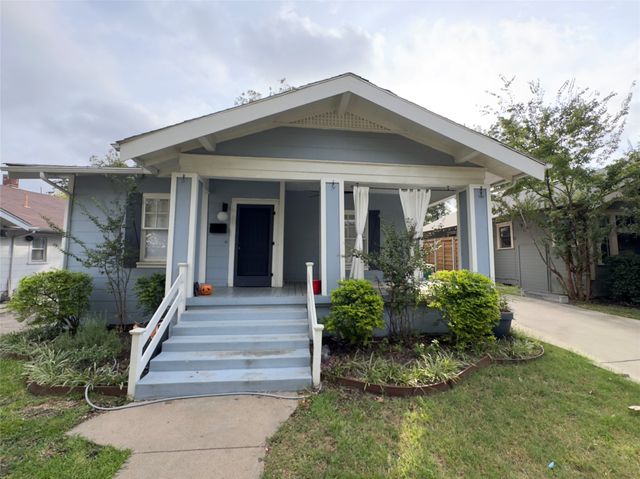 2215 Washington Avenue, Fort Worth, TX 76110
