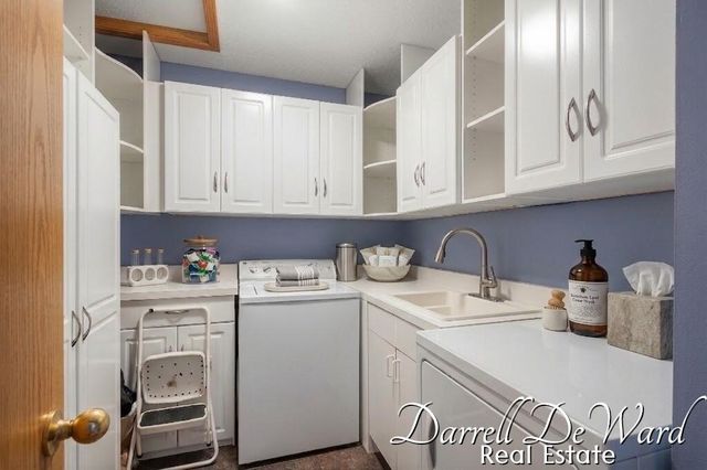 440 Sunbrook Street, Grand Rapids, MI 49508