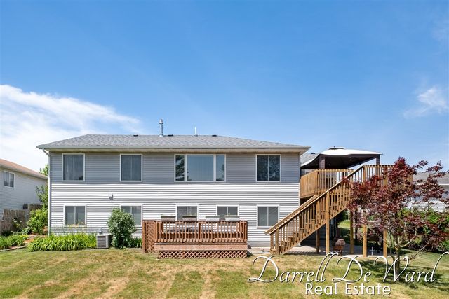 440 Sunbrook Street, Grand Rapids, MI 49508