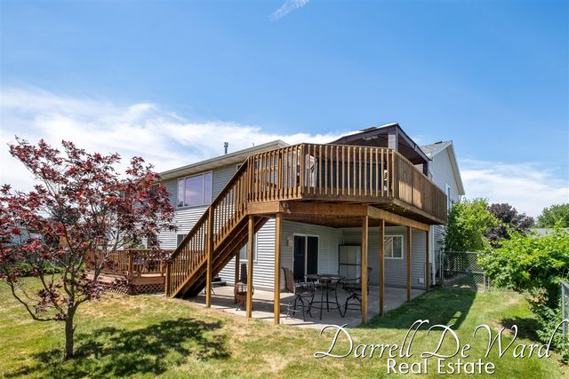 440 Sunbrook Street, Grand Rapids, MI 49508