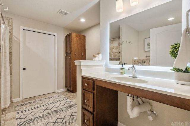 2 Lequita Place, Hot Springs Village, AR 71909